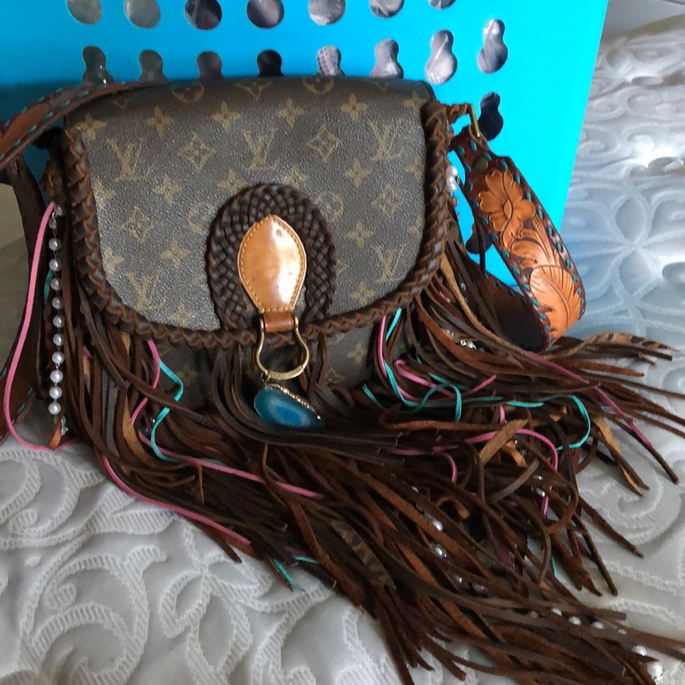 Real LV revamped medium size crossbody